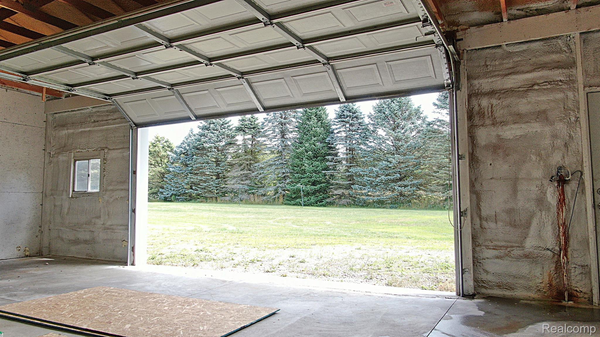 555 Miller Lake Road Columbiaville, MI 48421 - Photo 20 of 55