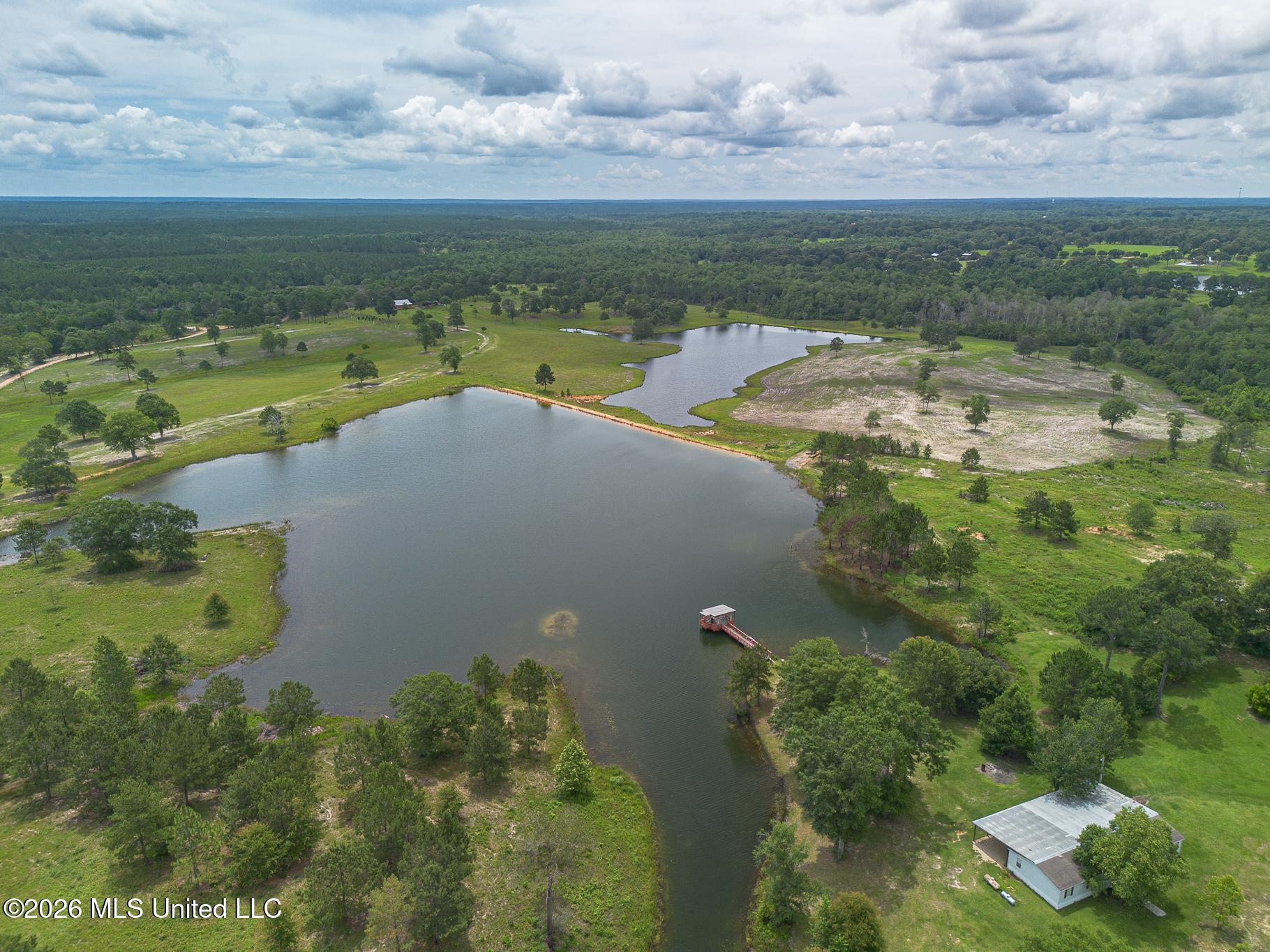 206 Redfish Road Poplarville, MS 39470 - Photo 5 of 28 1-7