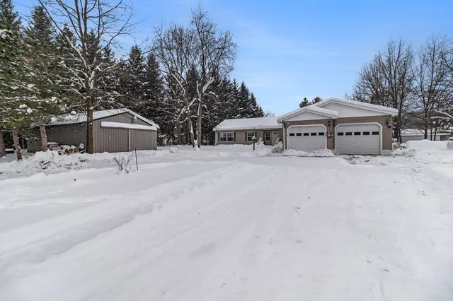 $325,000 | 4535 North 68th Avenue, Hart, MI 49420