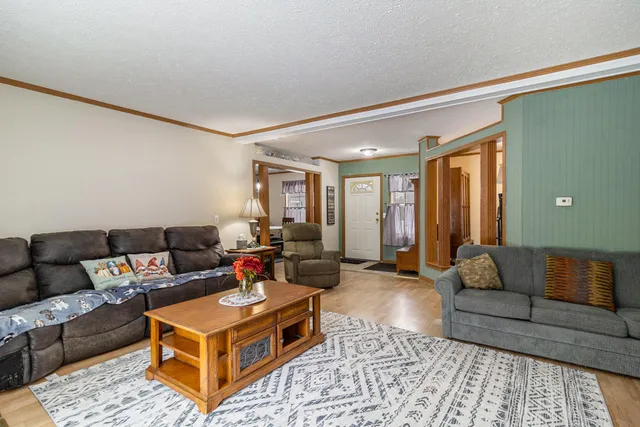 $325,000 | 4535 North 68th Avenue, Hart, MI 49420