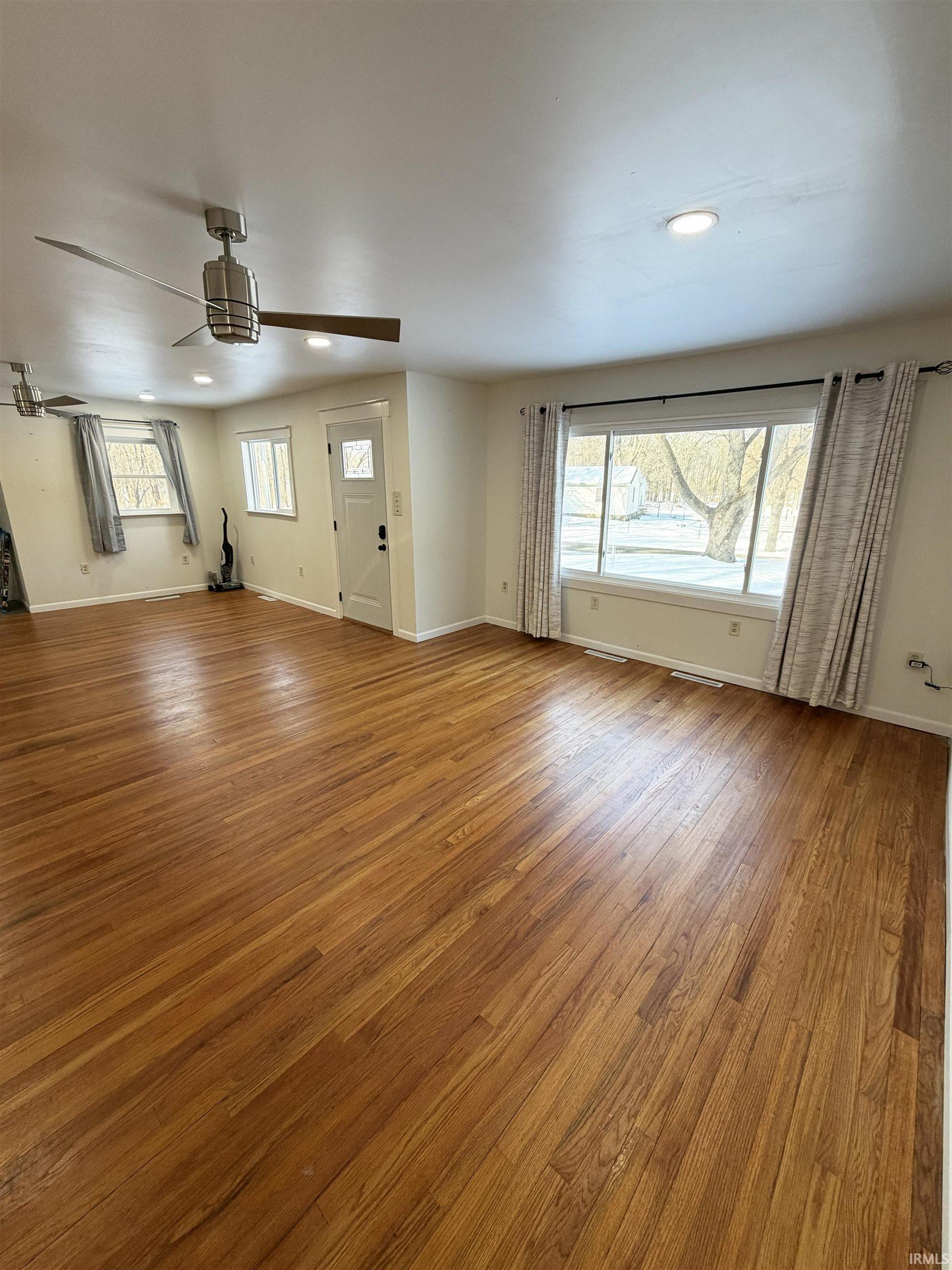 17613 10B Road Plymouth, IN 46563 - Photo 5 of 25