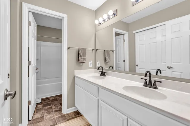 $399,000 | 659 Albermarle Drive, Pittsboro, IN 46167