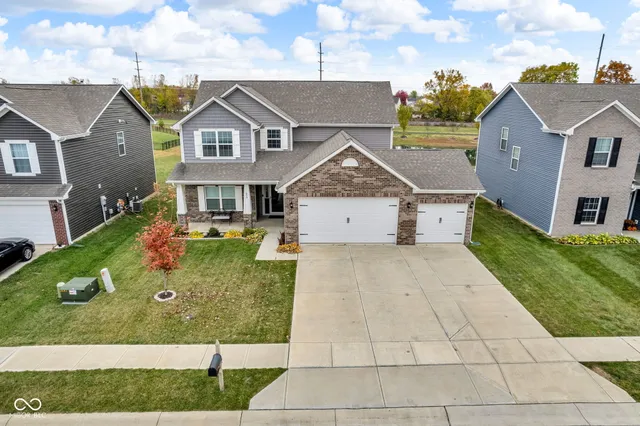 $399,000 | 659 Albermarle Drive, Pittsboro, IN 46167