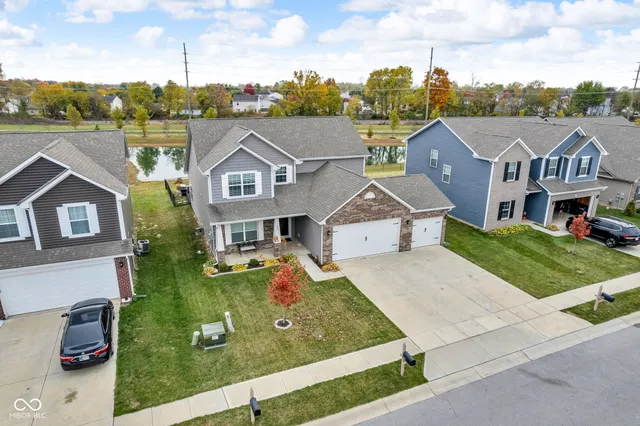 $399,000 | 659 Albermarle Drive, Pittsboro, IN 46167
