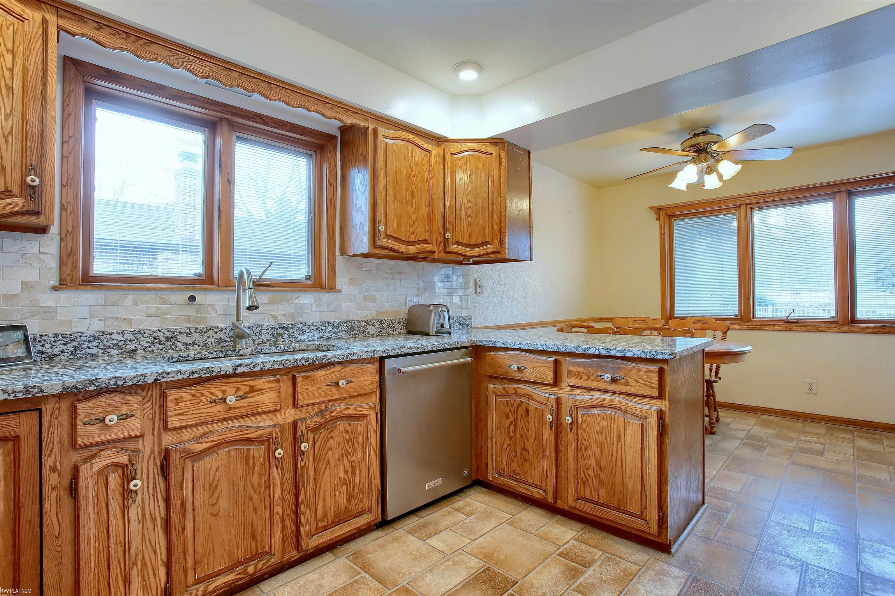 11161 Erdmann Road Sterling Heights, MI 48314 - Photo 14 of 44