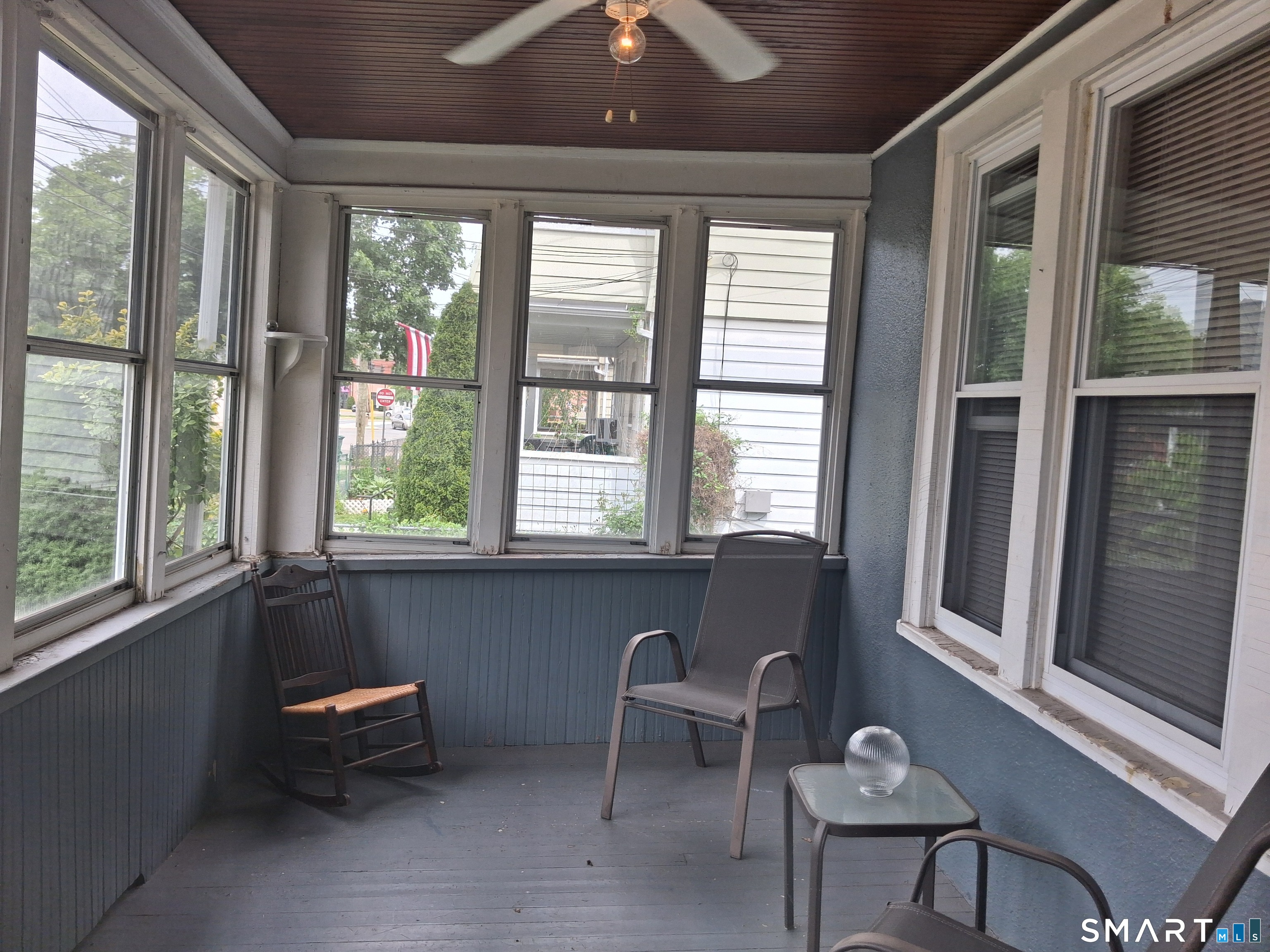 26 4th Street Hamden, CT 06514 - Photo 3 of 40 a living room with furniture and a window