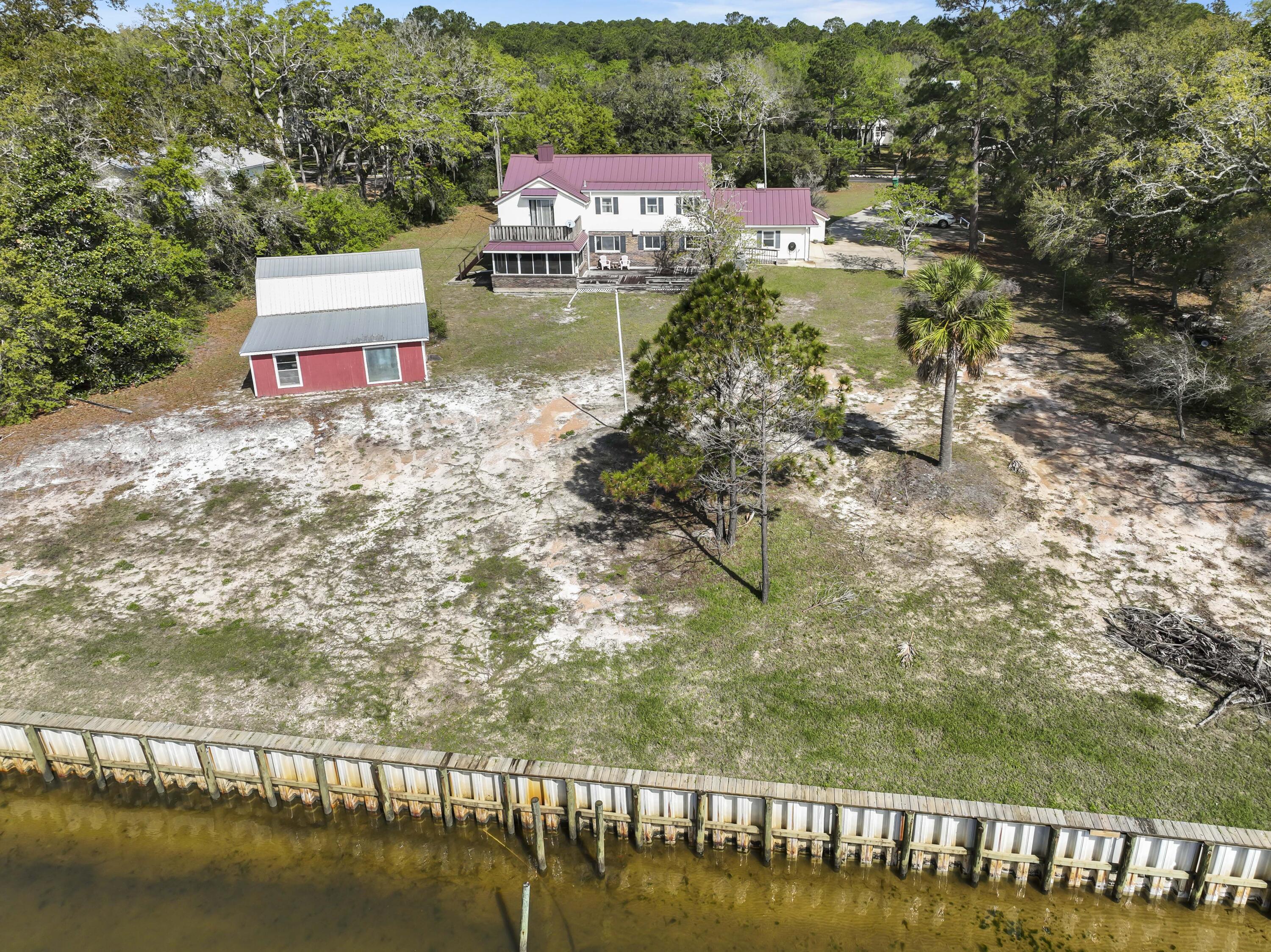 287 Red Barn Road Freeport, FL 32439 - Photo 15 of 47 Photo Mar 13 2023, 11 02 40 AM