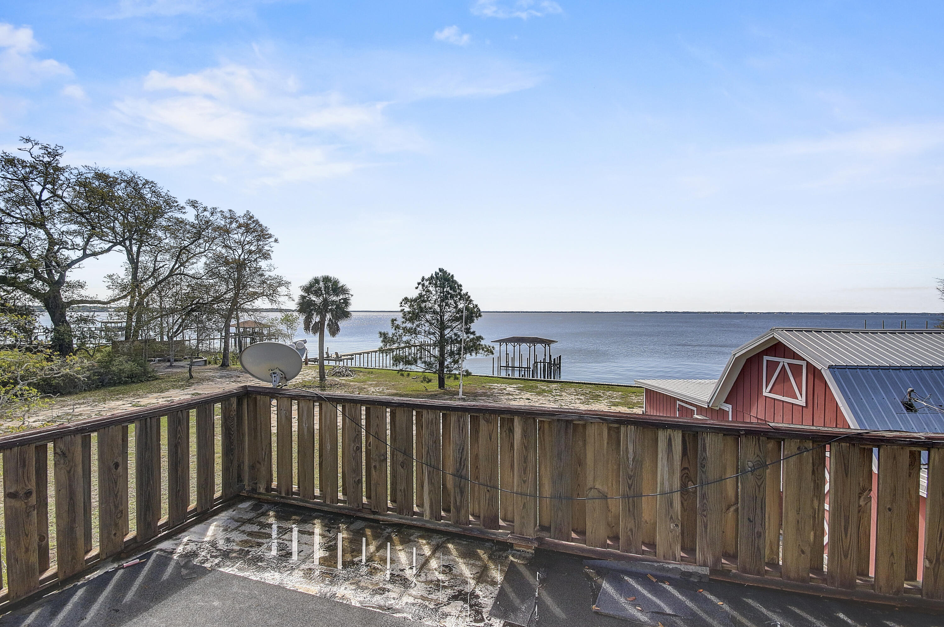 287 Red Barn Road Freeport, FL 32439 - Photo 39 of 47 BRKT0134_35_36_37_38_39_40