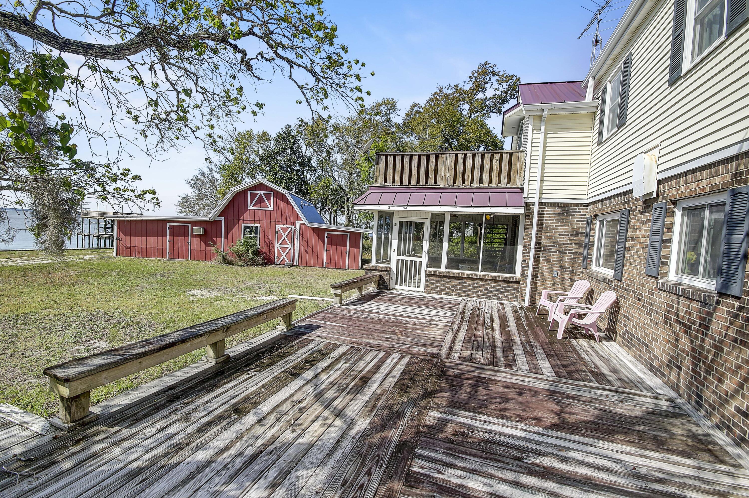 287 Red Barn Road Freeport, FL 32439 - Photo 40 of 47 BRKT0183_4_5_6_7_8_9