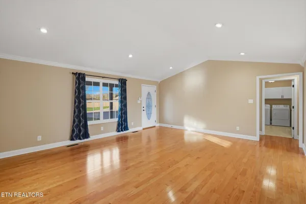 $389,900 | 108 Oakwood Drive, Maynardville, TN 37807