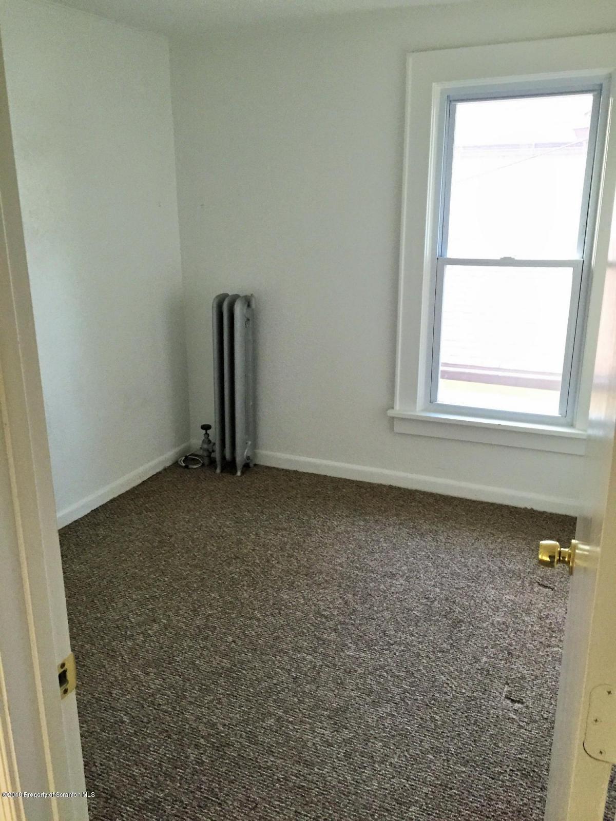 2019 2021 Rigg Street Dunmore, PA 18512 - Photo 14 of 19