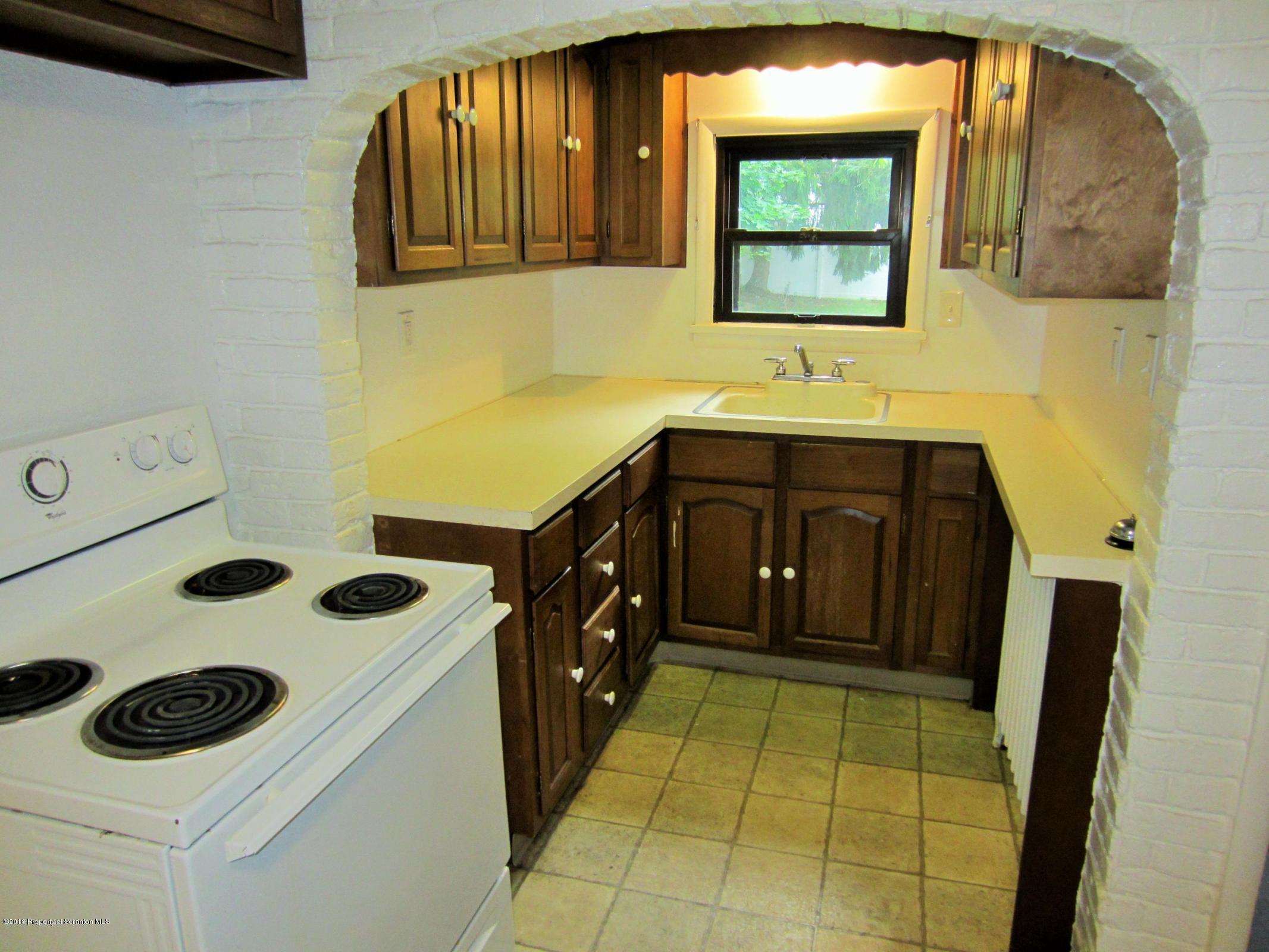 2019 2021 Rigg Street Dunmore, PA 18512 - Photo 6 of 19