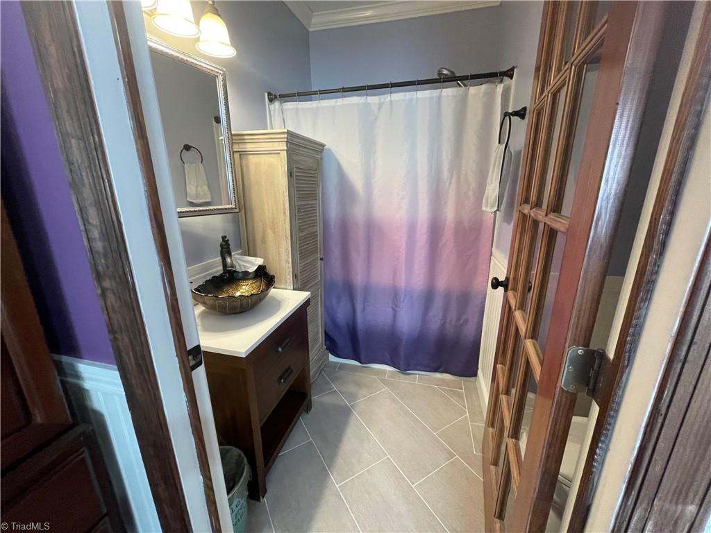 422 Roxboro Road Haw River, NC 27258 - Photo 20 of 39 Gallery Image 20