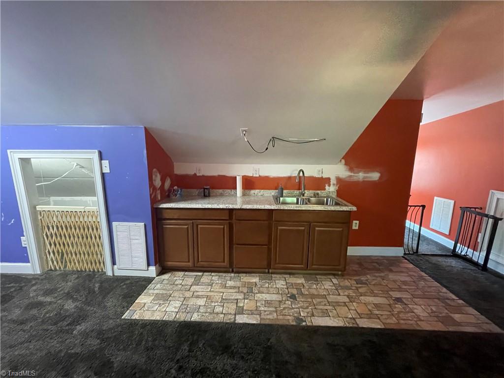 422 Roxboro Road Haw River, NC 27258 - Photo 35 of 39 Gallery Image 35