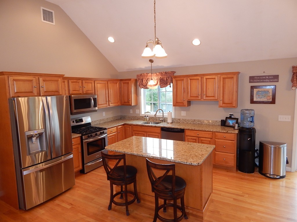 24 Frye Road Methuen, MA 01844 - Photo 8 of 30 Gallery Image 8