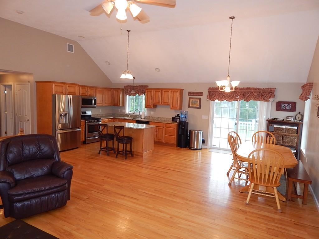 24 Frye Road Methuen, MA 01844 - Photo 10 of 30 Gallery Image 10