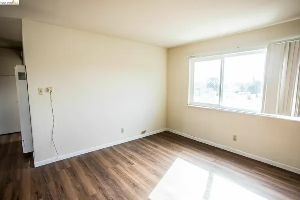 $6,250,000 | 3525 Dimond Avenue, Oakland, CA 94602