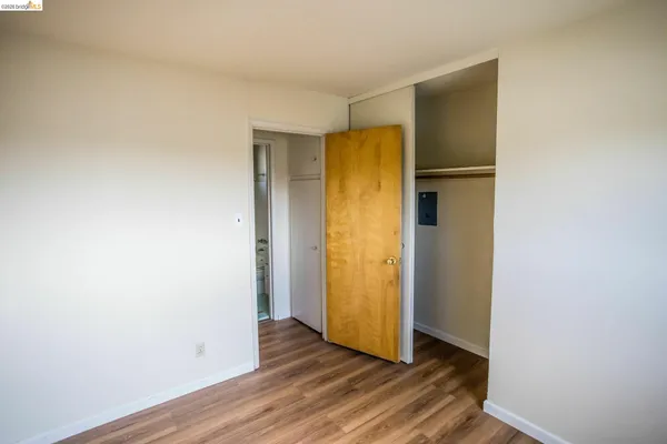 $6,250,000 | 3525 Dimond Avenue, Oakland, CA 94602