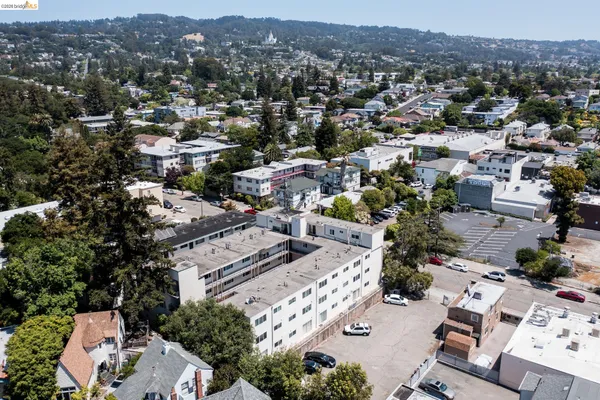 $6,250,000 | 3525 Dimond Avenue, Oakland, CA 94602