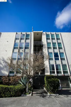 $6,250,000 | 3525 Dimond Avenue, Oakland, CA 94602
