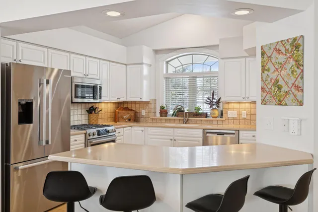 $549,900 | 14035 45th Avenue North, Plymouth, MN 55446