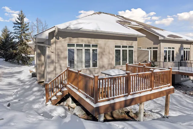 $549,900 | 14035 45th Avenue North, Plymouth, MN 55446