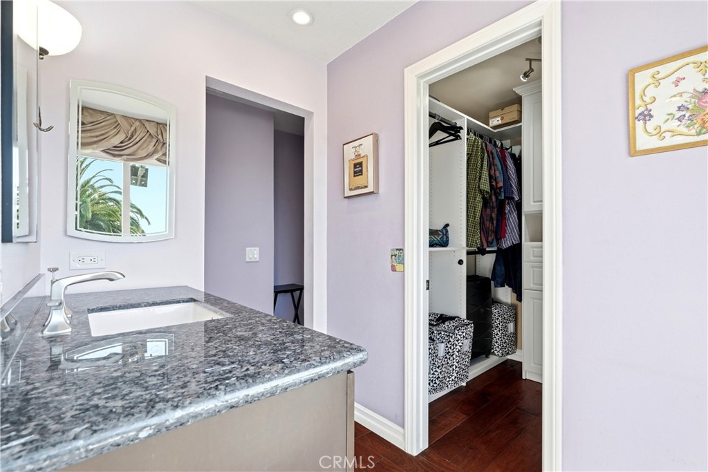 2235 El Capitan Drive Riverside, CA 92506 - Photo 49 of 62 Master bathroom