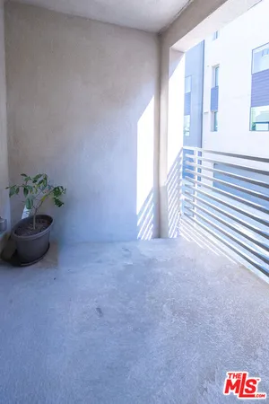 $5,500 | 13107 West Lumina Way, Van Nuys, CA 91401