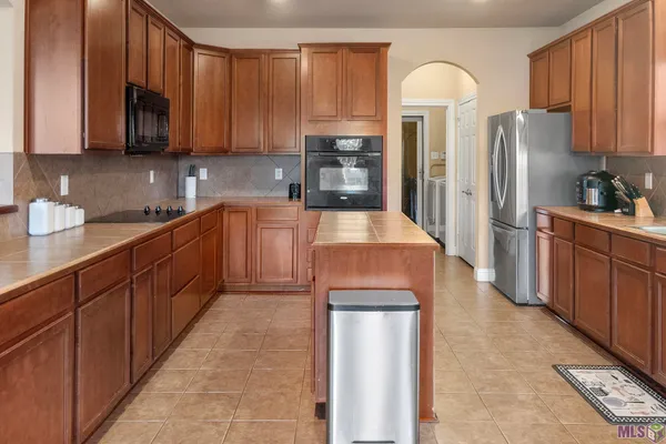 $310,000 | 41220 Colonial Drive, Sorrento, LA 70778