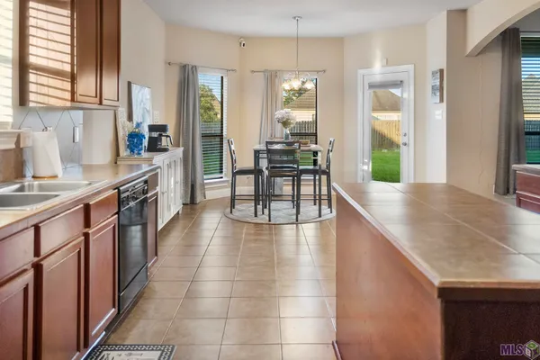 $310,000 | 41220 Colonial Drive, Sorrento, LA 70778