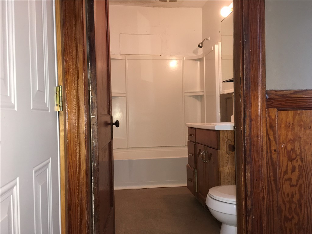 18 Winthrop Street, Unit 3 Woonsocket, RI 02895 - Photo 7 of 20