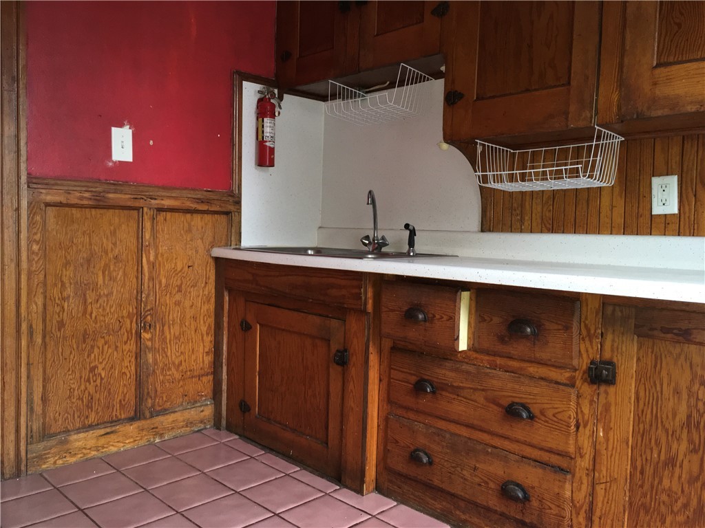 18 Winthrop Street, Unit 3 Woonsocket, RI 02895 - Photo 10 of 20