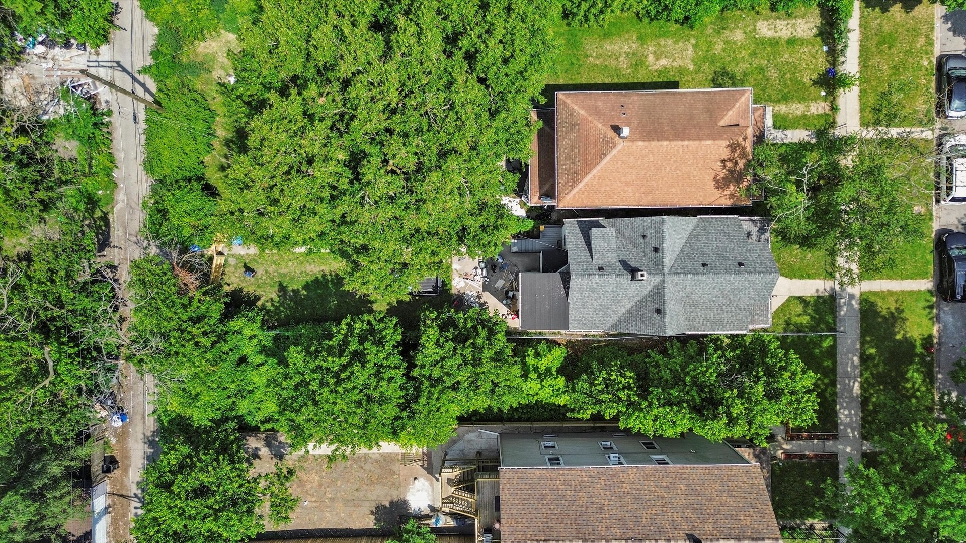 7224 South Union Avenue Chicago, IL 60621 - Photo 41 of 43 an aerial view of a house