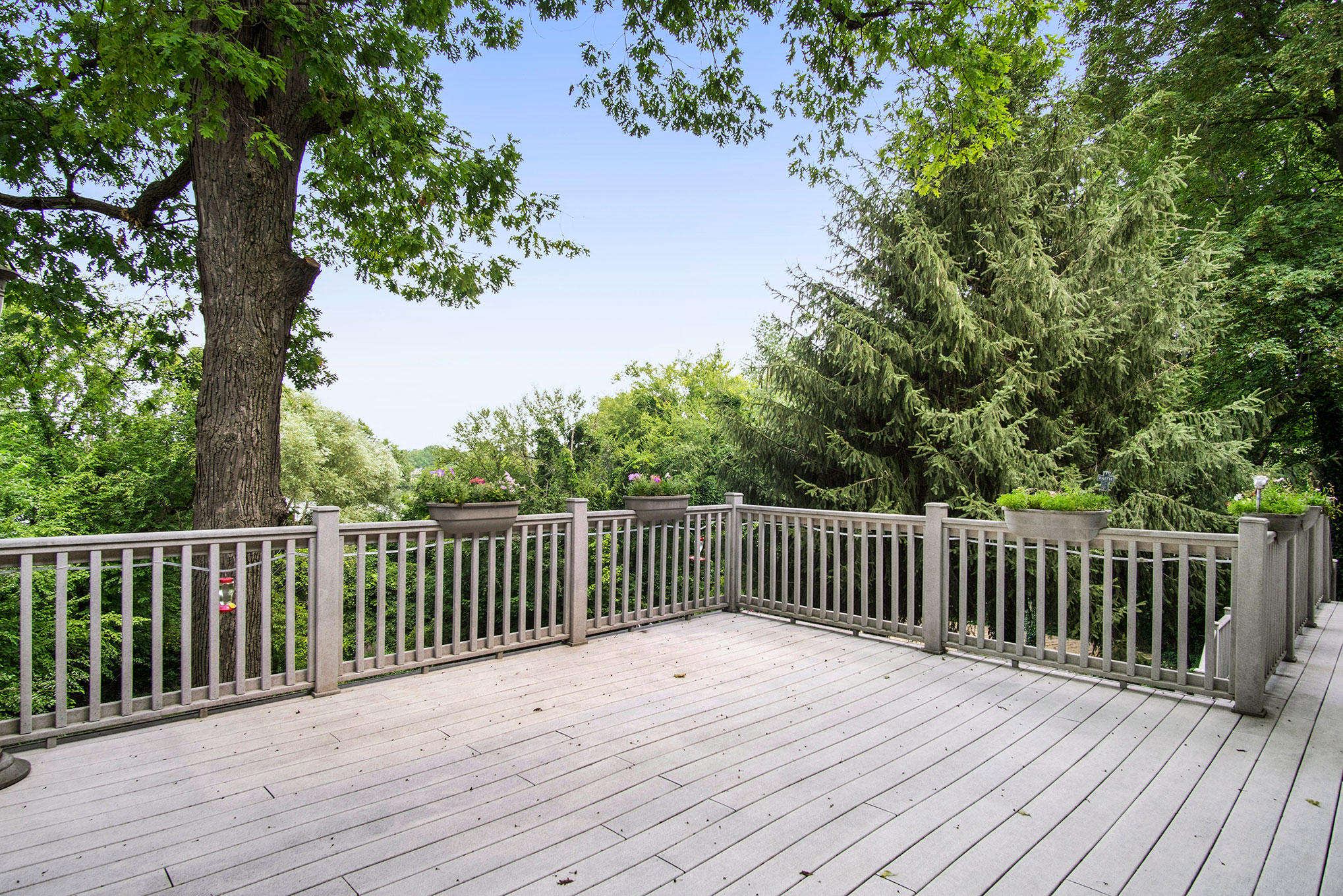 1401 Ridgewood Drive Jenison, MI 49428 - Photo 3 of 36 DSC09562