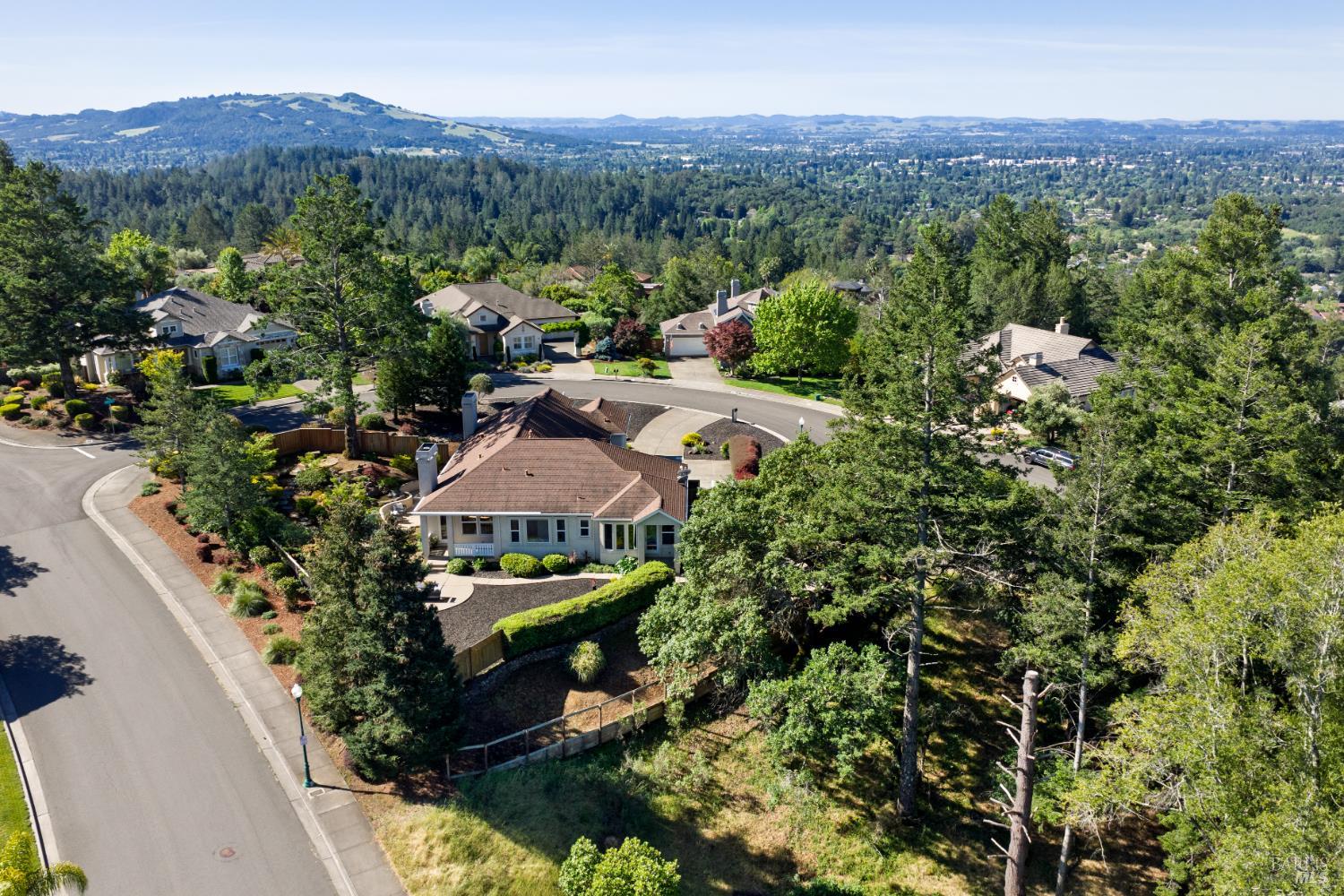 3684 Banbury Court Santa Rosa, CA 95404 - Photo 4 of 48