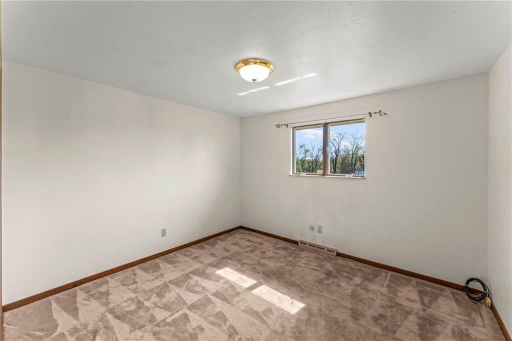 254 Walnut Street Houston, PA 15342 - Photo 19 of 29 an empty room with a window