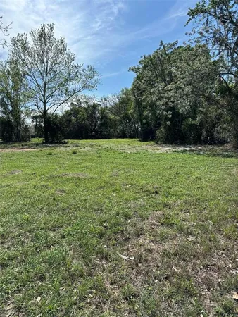 $250,000 | 15511 Highway 19, Groveland, FL 34736