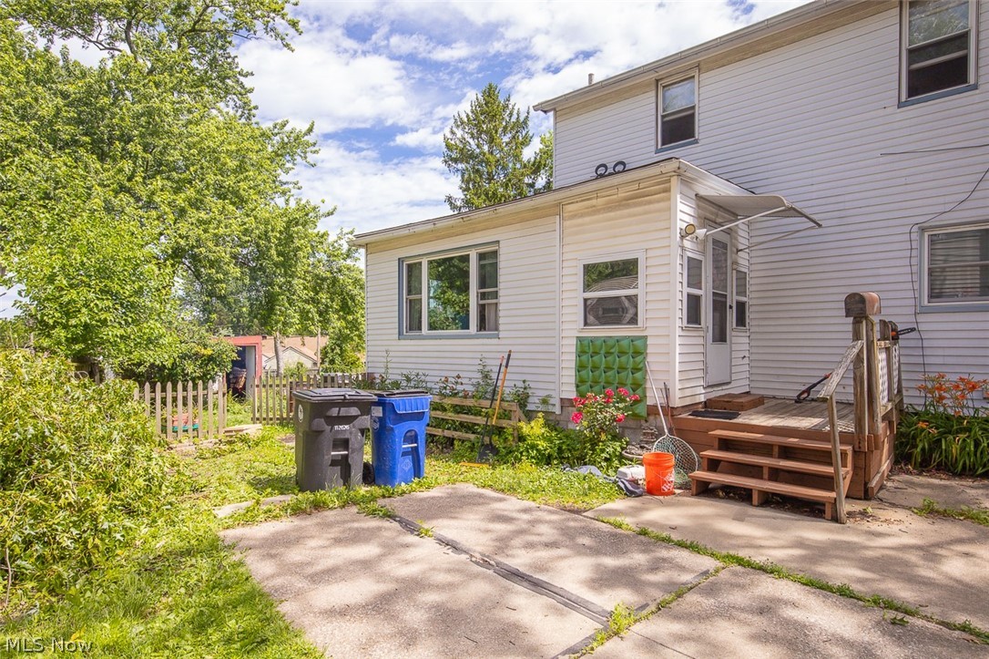 14600 Triskett Road Cleveland, OH 44111 - Photo 40 of 41
