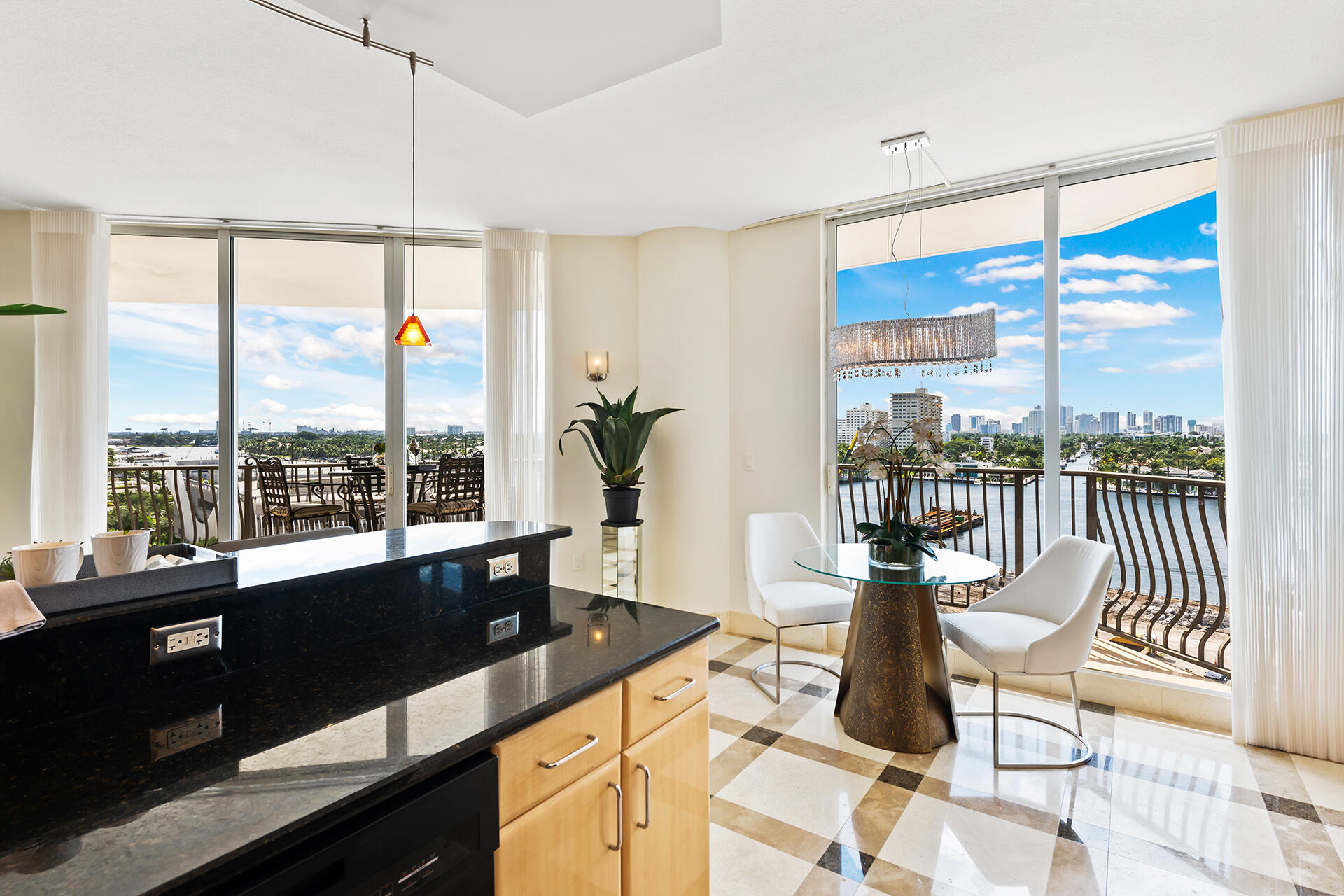 100 South Birch Road, Unit 906 Fort Lauderdale, FL 33316 - Photo 9 of 46 DSC_4071