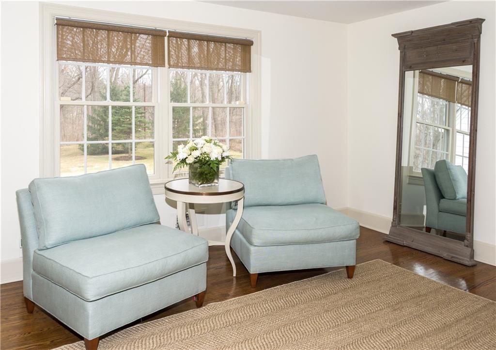 8115 Spring Mill Road Indianapolis, IN 46260 - Photo 15 of 20 Gallery Image 15