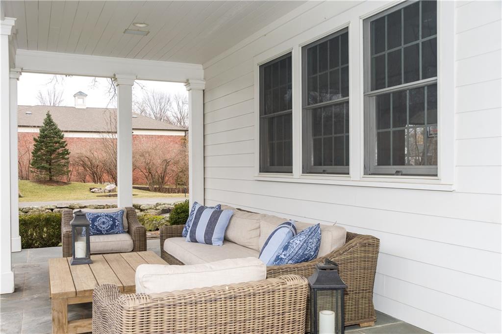 8115 Spring Mill Road Indianapolis, IN 46260 - Photo 3 of 20 Gallery Image 3