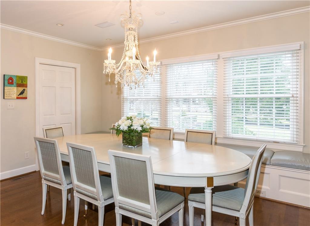 8115 Spring Mill Road Indianapolis, IN 46260 - Photo 8 of 20 Gallery Image 8