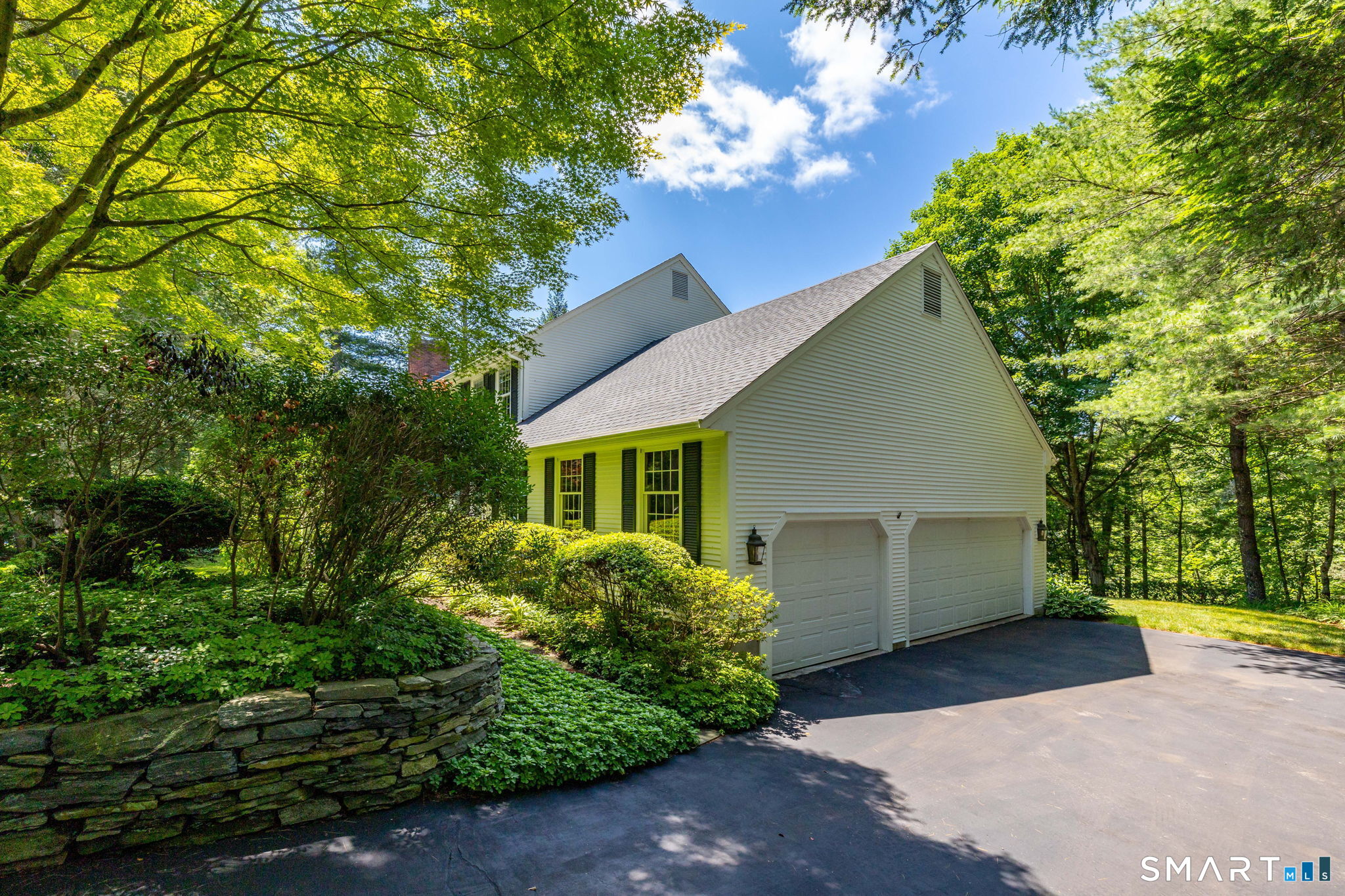 26 Henley Way Avon, CT 06001 - Photo 8 of 38