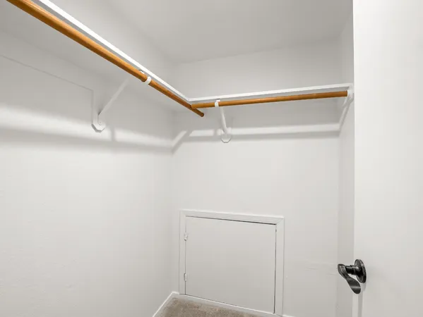 $499,000 | 1631 East Deyoung Drive, Fresno, CA 93720