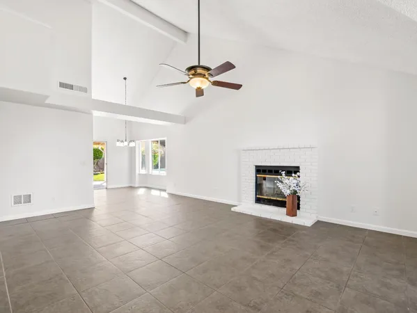 $499,000 | 1631 East Deyoung Drive, Fresno, CA 93720