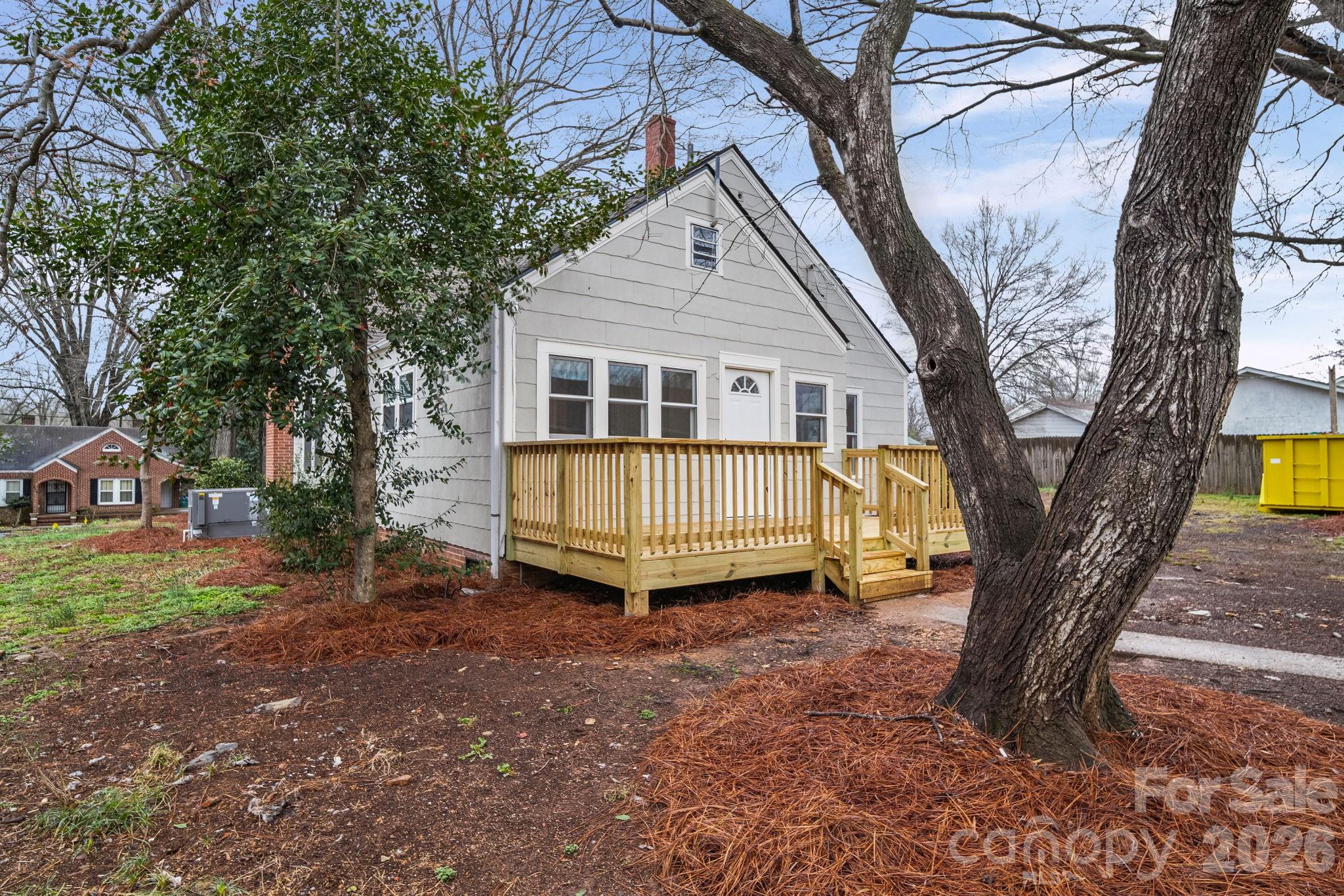 411 Jackson Street Albemarle, NC 28001 - Photo 8 of 41