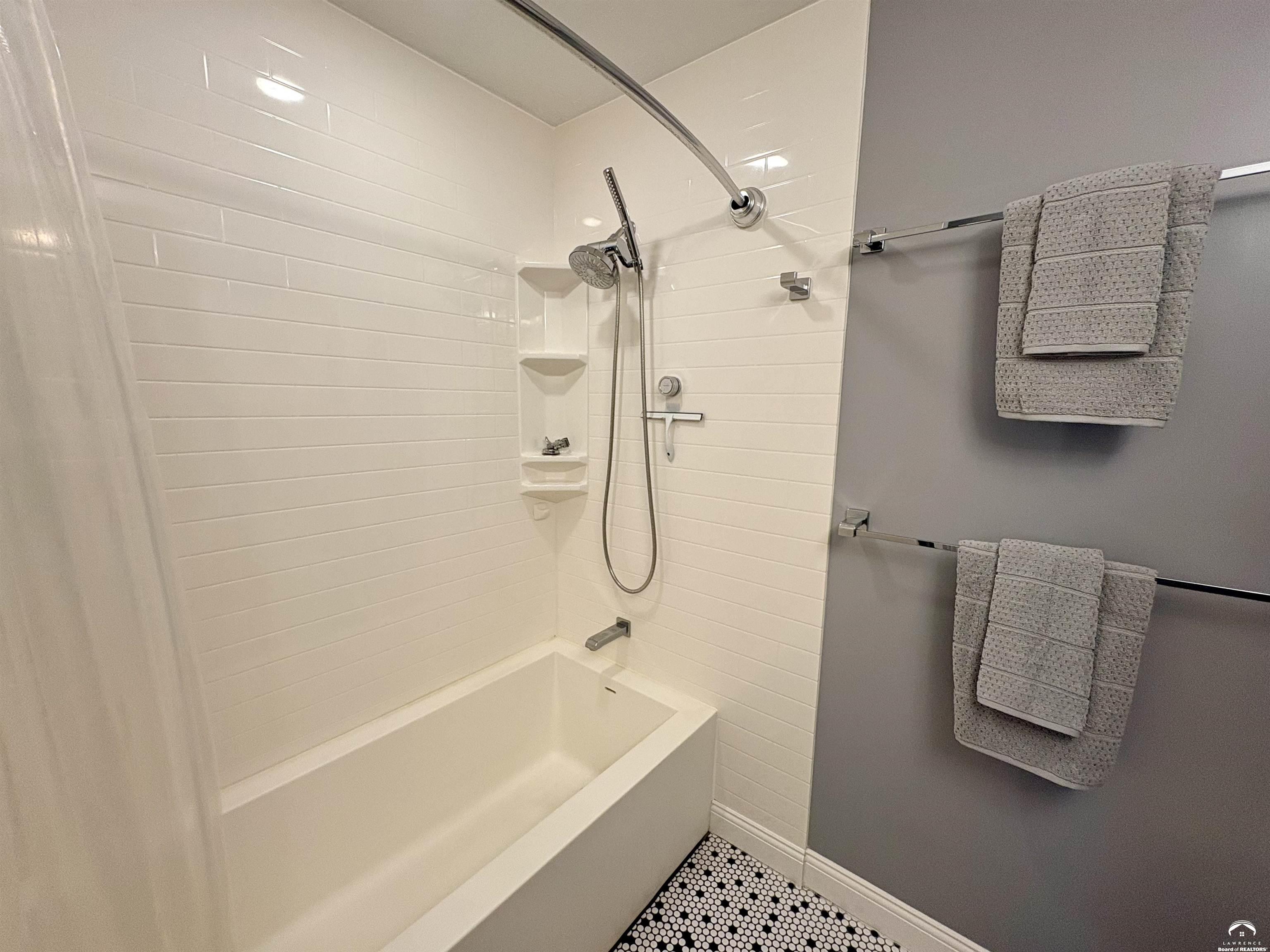 507 Arizona Street Lawrence, KS 66049 - Photo 15 of 49