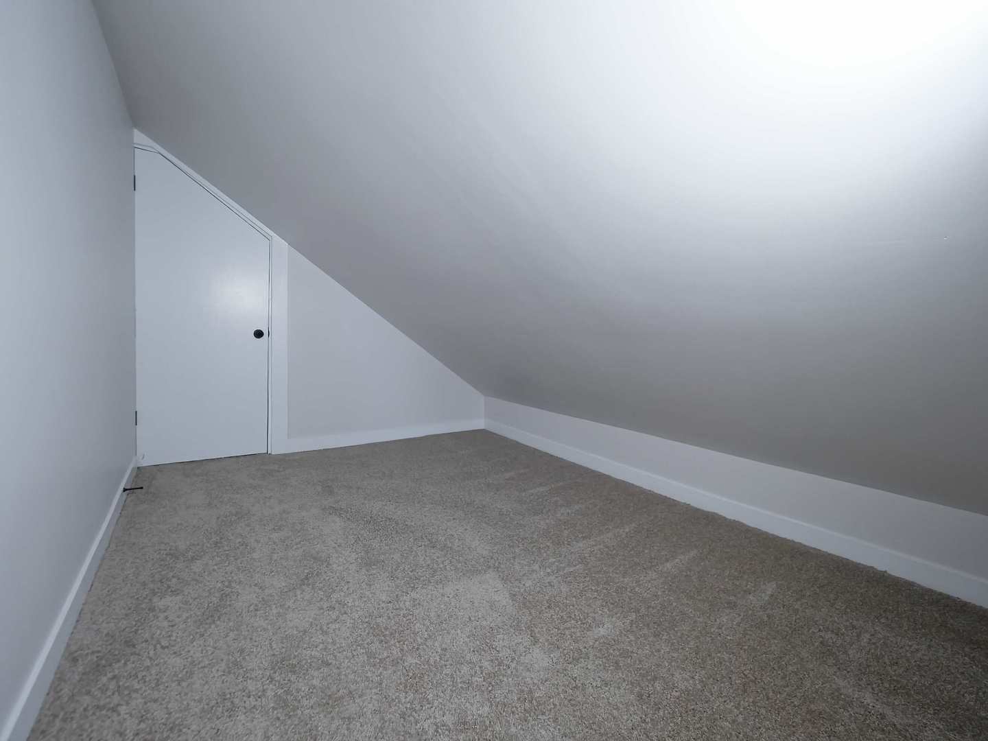 2926 Prairie Avenue Brookfield, IL 60513 - Photo 28 of 49 a view of an empty room