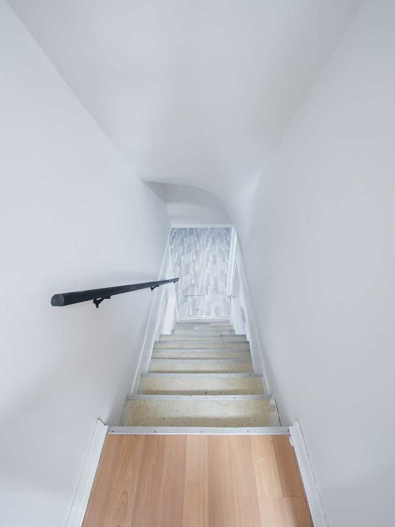 2926 Prairie Avenue Brookfield, IL 60513 - Photo 32 of 49 a view of entryway