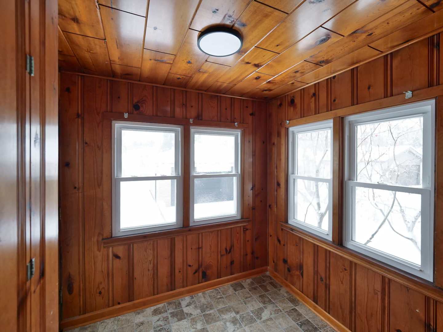 2926 Prairie Avenue Brookfield, IL 60513 - Photo 44 of 49 a view of an empty room with a window
